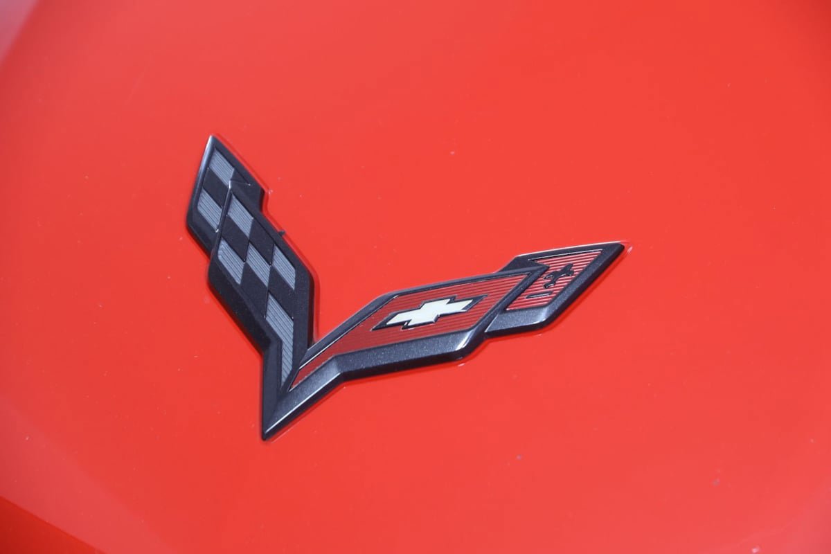 Used 2016 Chevrolet Corvette Stingray Coupe w/ 2LT Preferred Equipment Group RWD image 18