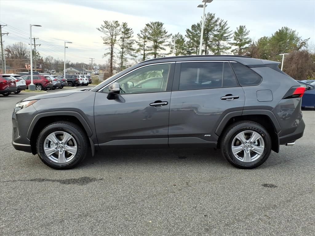 New 2025 Toyota RAV4 XLE image 6