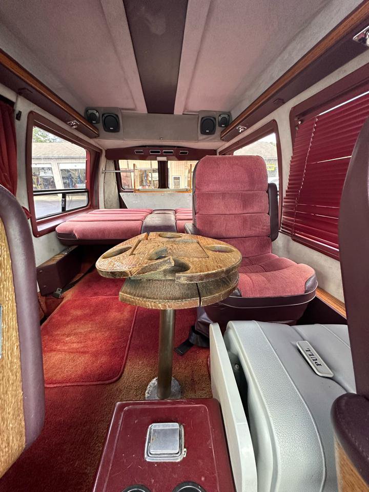 Used 1987 Chevrolet G20 RWD image 11