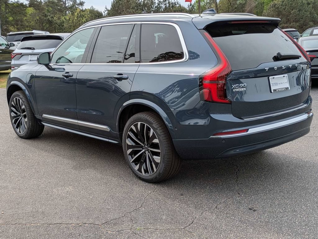 Used 2026 Volvo XC90 T8 Ultra w/ Protection Package Premier AWD/4WD image 4