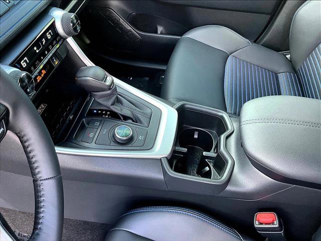 Used 2025 Toyota RAV4 XSE w/ Advanced Technology Package image 15