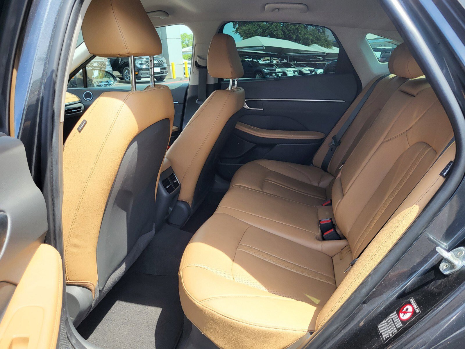 Used 2022 Hyundai Sonata Limited FWD image 17