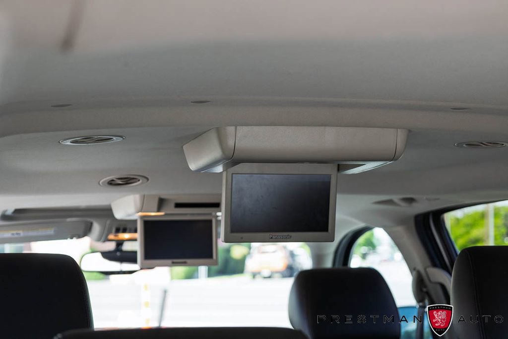 Used 2014 Chevrolet Suburban LTZ AWD/4WD image 8