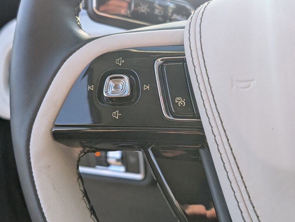 New 2026 Lincoln Aviator 2WD image 20