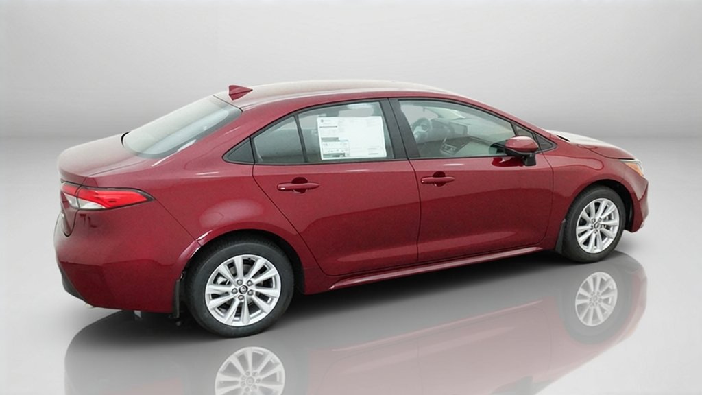 New 2027 Toyota Corolla LE FWD image 8