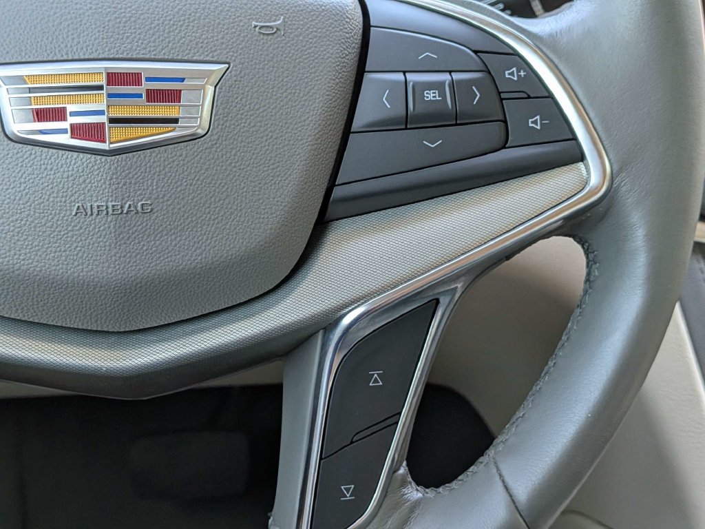 Certified 2023 Cadillac XT5 Premium Luxury FWD image 29