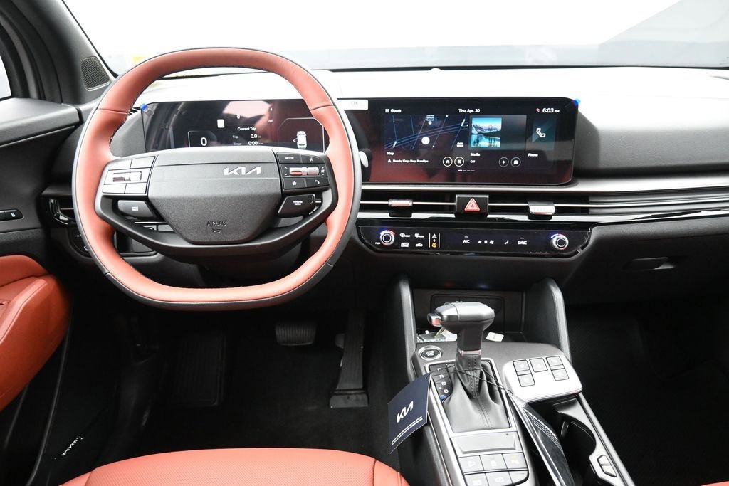 New 2026 Kia Sportage SX FWD image 19