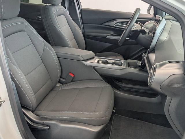 Used 2026 Chevrolet Equinox EV LT image 15