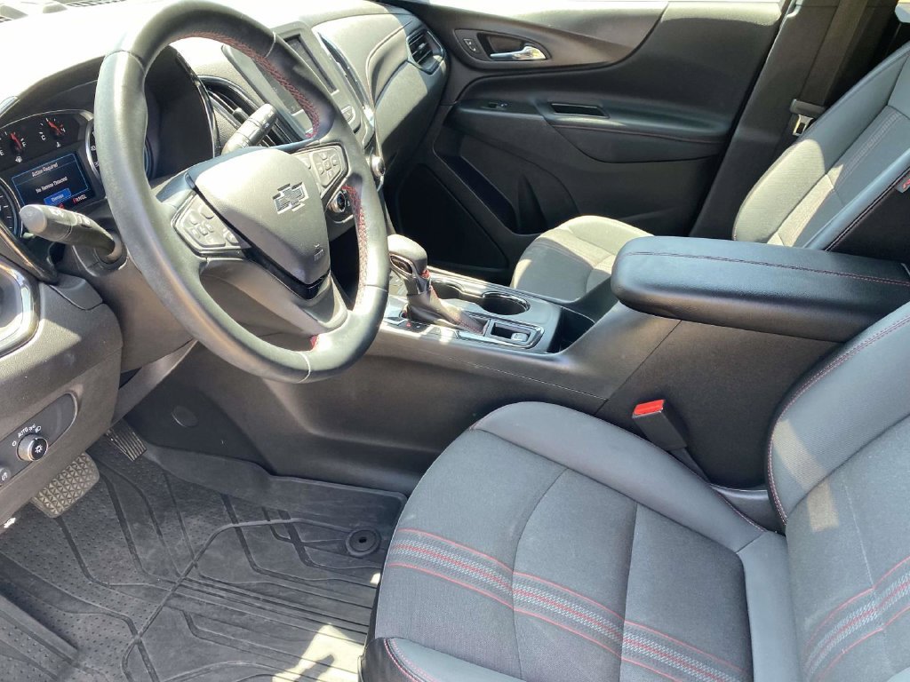 Used 2023 Chevrolet Equinox RS w/ LPO, Floor Liner Package FWD image 17