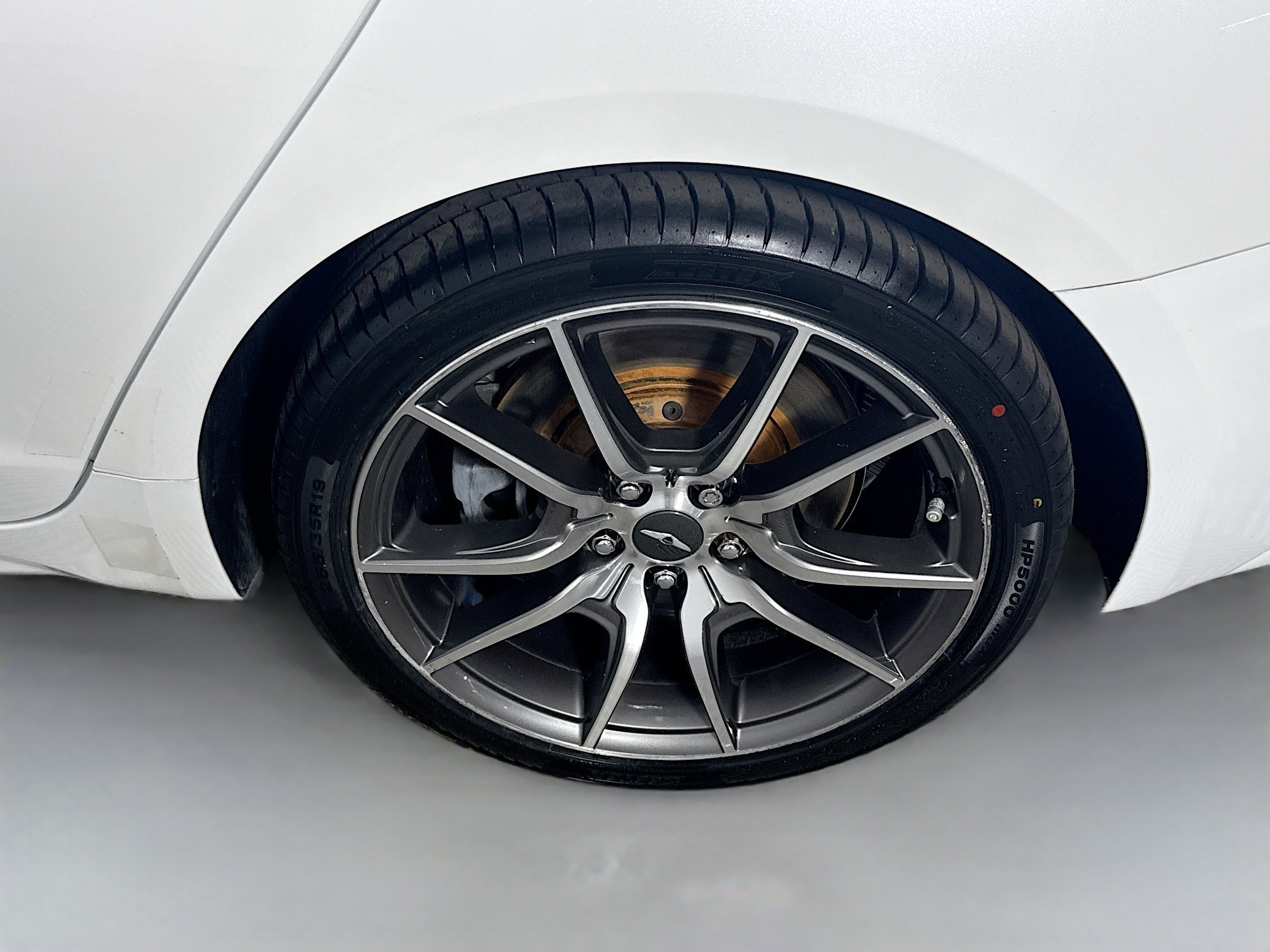 Used 2022 Genesis G70 3.3T image 37