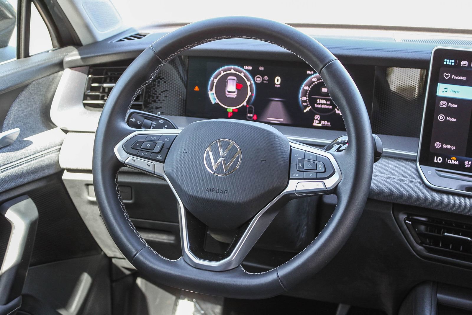 Used 2025 Volkswagen Tiguan S image 16