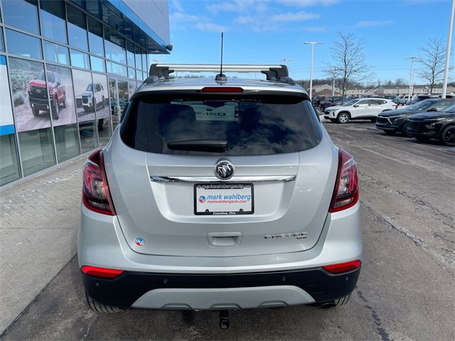 Used 2021 Buick Encore Preferred w/ Safety Package II image 32