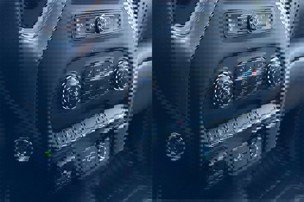 New 2025 Chevrolet Silverado 3500 W/T w/ WT Convenience Package image 19