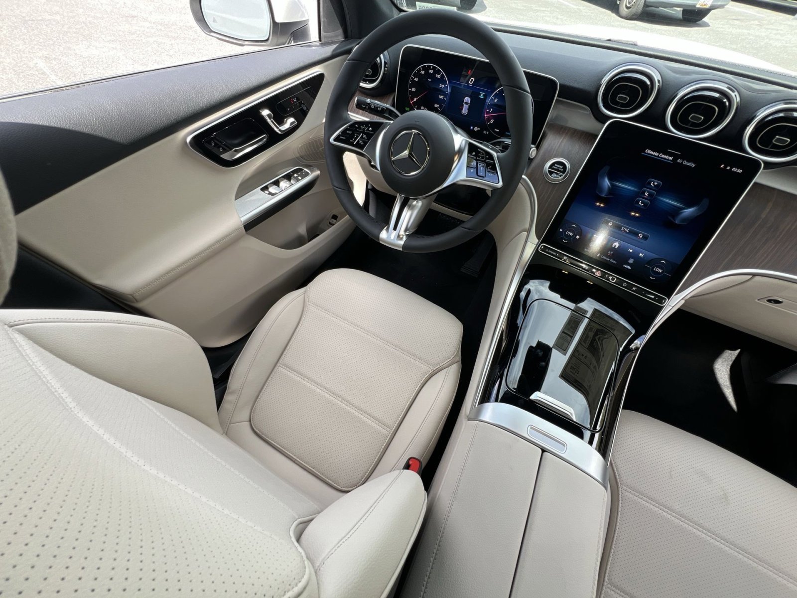 New 2026 Mercedes-Benz GLC 300 4MATIC image 16