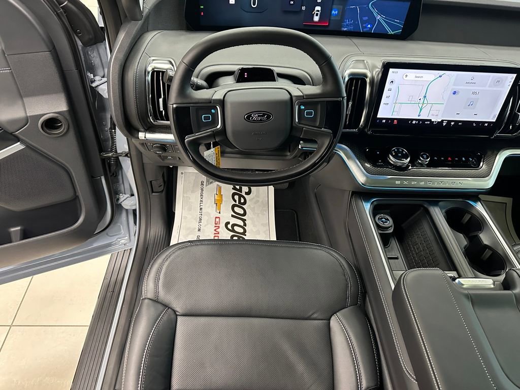 New 2025 Ford Expedition Platinum w/ Stealth Performance Package image 6
