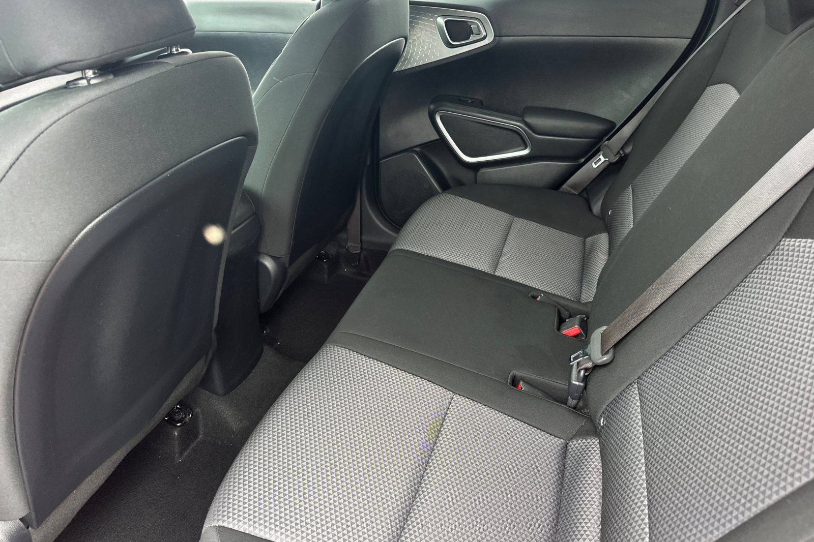Used 2024 Kia Soul LX w/ Option Group 015 FWD image 12