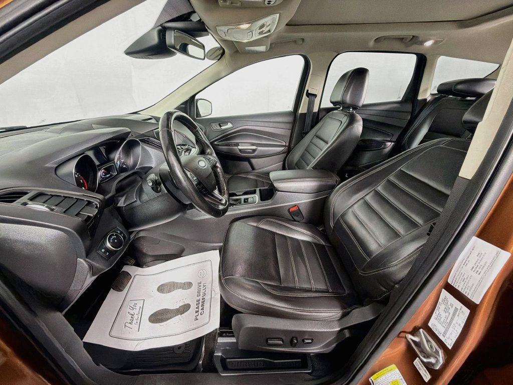 Used 2017 Ford Escape Titanium w/ Canadian Touring Package AWD/4WD image 19
