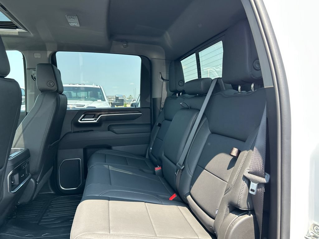 New 2026 GMC Sierra 2500 SLT w/ SLT Premium Package AWD/4WD image 36
