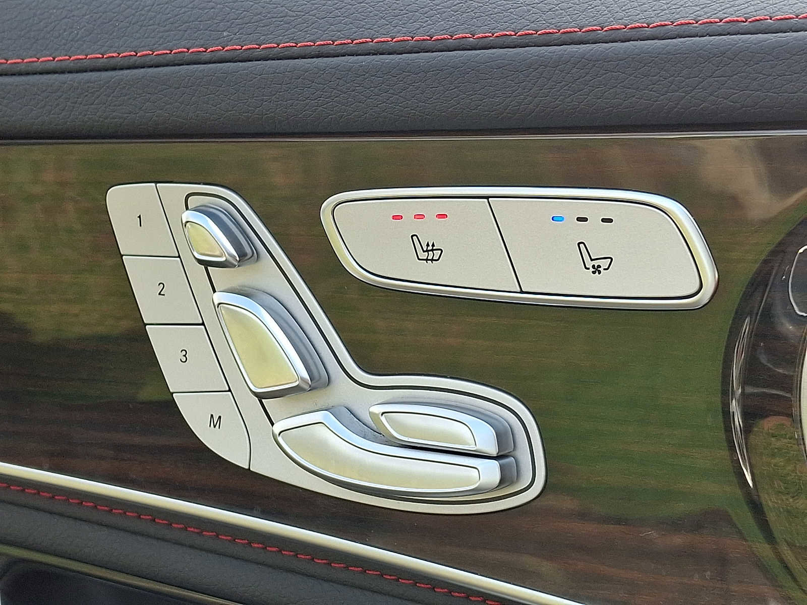 Certified 2023 Mercedes-Benz GLC 43 AMG 4MATIC Coupe image 23