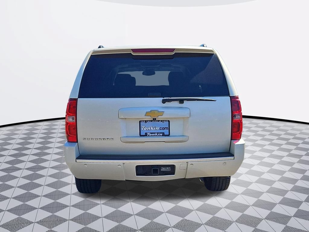Used 2014 Chevrolet Suburban LTZ AWD/4WD image 5