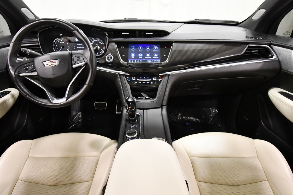 Used 2023 Cadillac XT6 Sport AWD/4WD image 3
