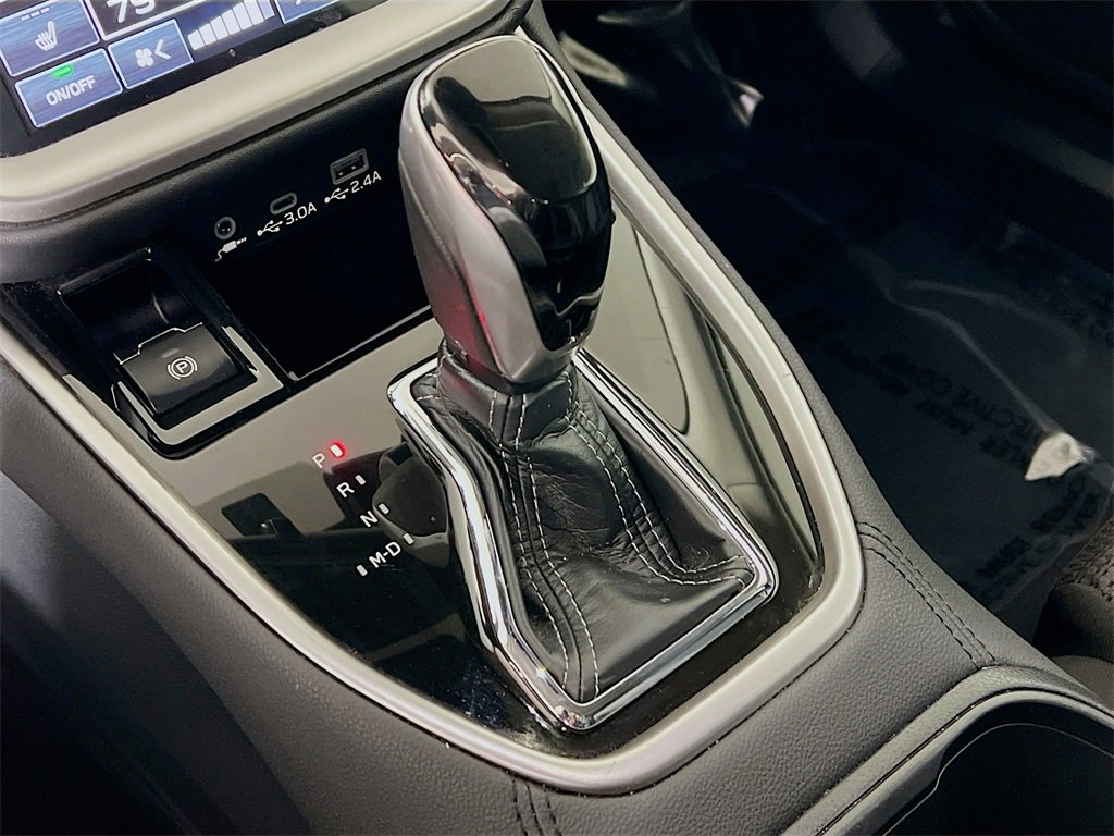 Used 2025 Subaru Outback Premium image 16