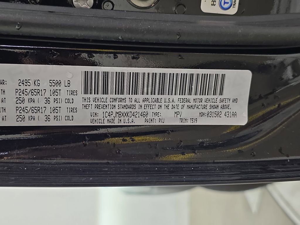 Used 2019 Jeep Cherokee Trailhawk w/ Cold Weather Group image 26