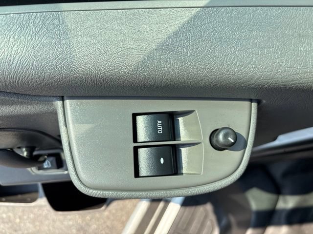Used 2025 Chevrolet Express 2500 w/ Driver Convenience Package RWD image 12