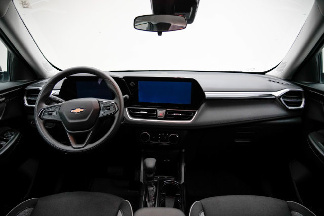 Used 2026 Chevrolet TrailBlazer LS w/ LS Convenience Package FWD image 26