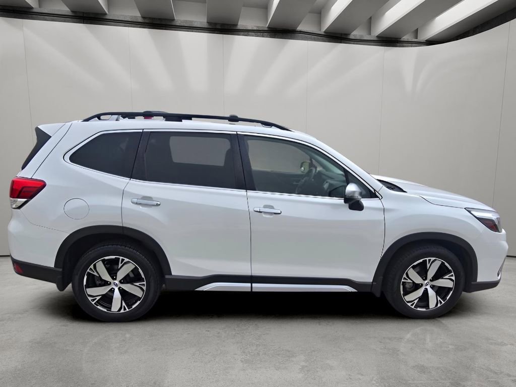 Used 2019 Subaru Forester Touring image 6