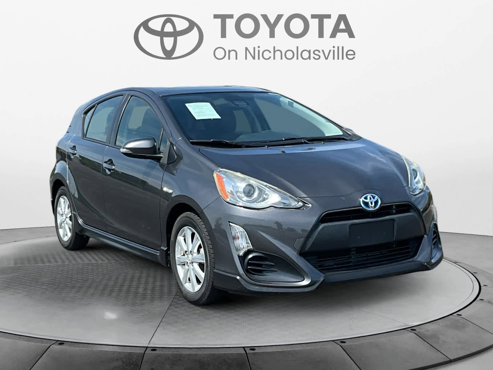 Used 2017 Toyota Prius C Two FWD image 8