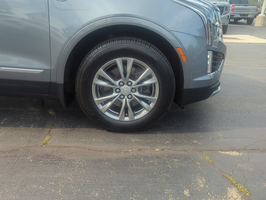 Certified 2021 Cadillac XT5 Premium Luxury AWD/4WD image 11