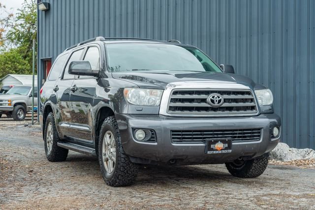 Used 2013 Toyota Sequoia SR5 image 8