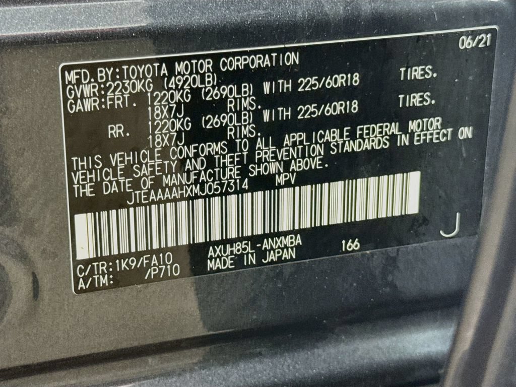 Certified 2021 Toyota Venza LE w/ Carpet Mat Package (TMS) AWD/4WD image 30