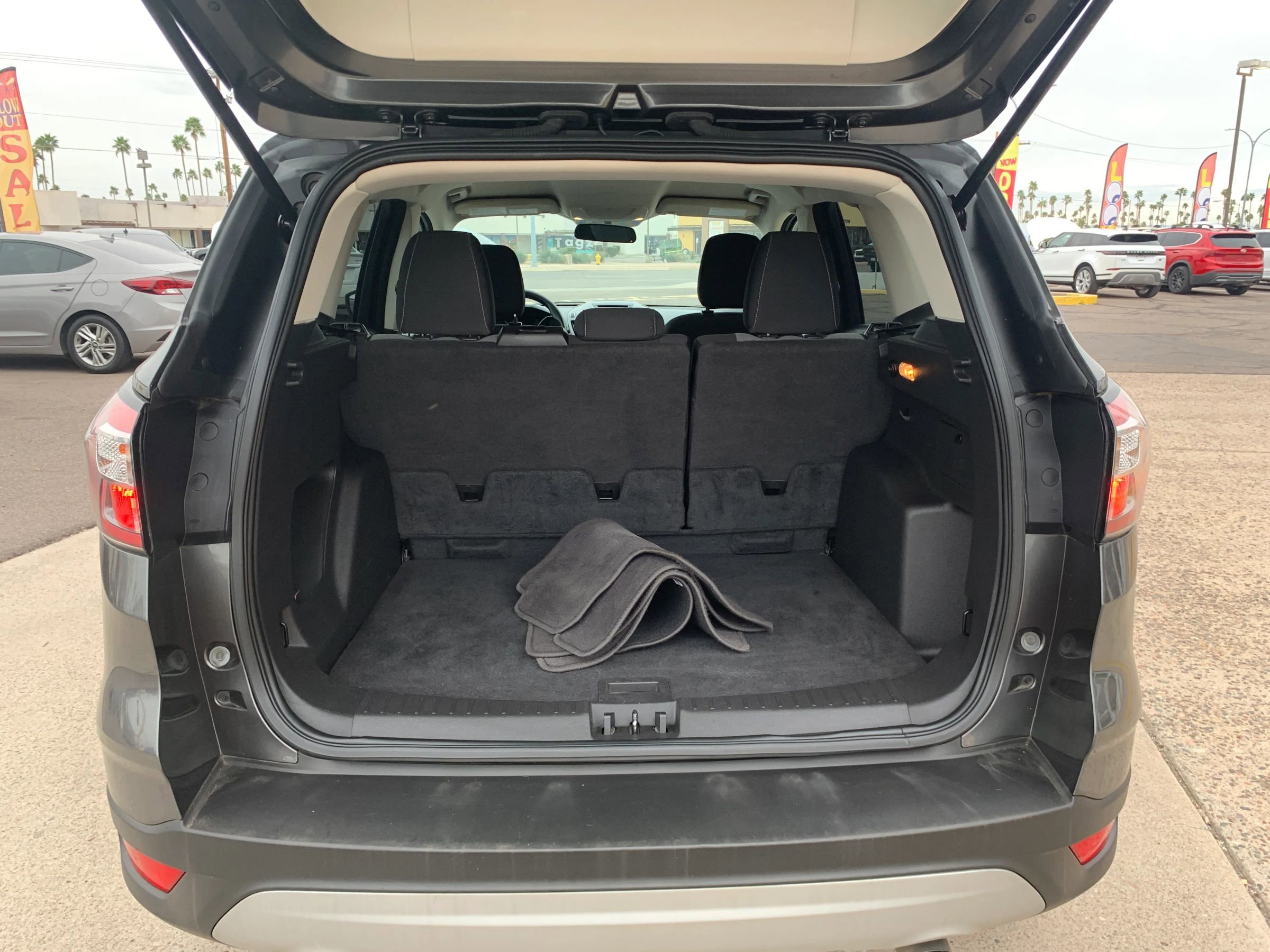 Used 2018 Ford Escape SE w/ SE Sync 3 Package image 36