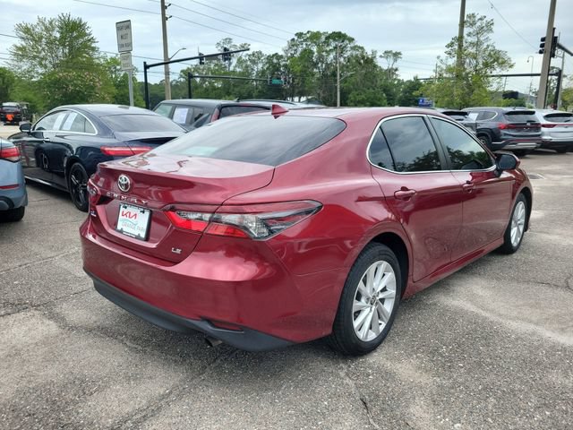 Used 2021 Toyota Camry LE FWD image 2