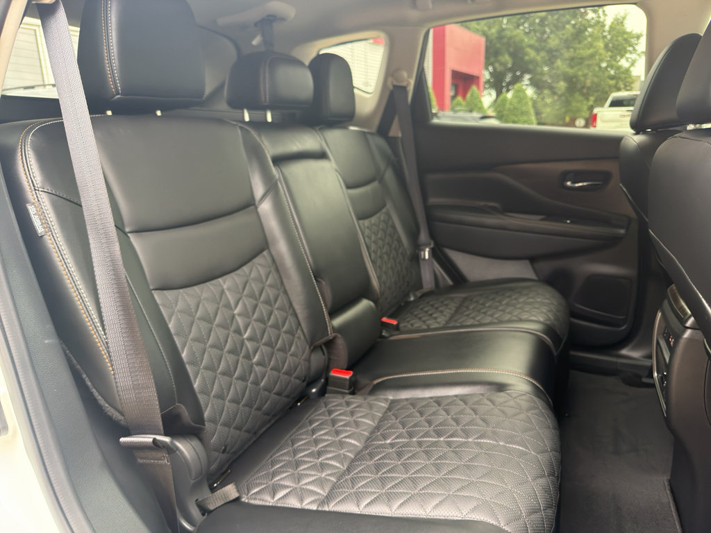 Certified 2024 Nissan Murano Platinum w/ Cargo Package FWD image 18