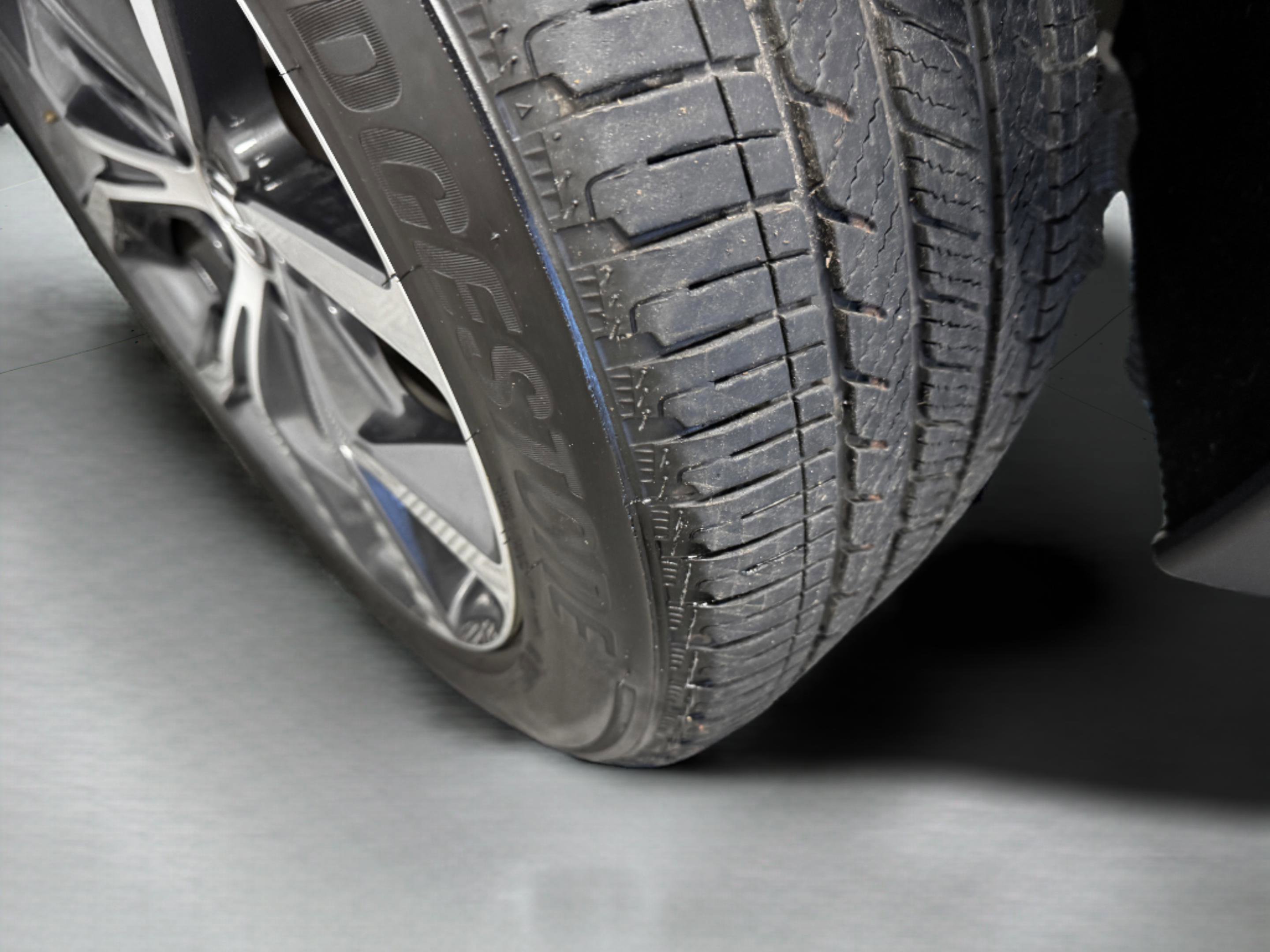 Certified 2023 Acura MDX FWD w/ Technology Package image 48