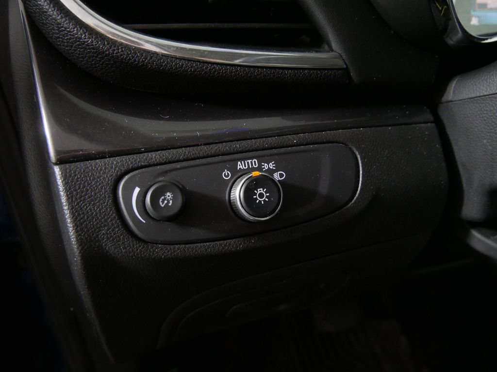 Used 2019 Buick Encore Preferred w/ Safety Package AWD/4WD image 18