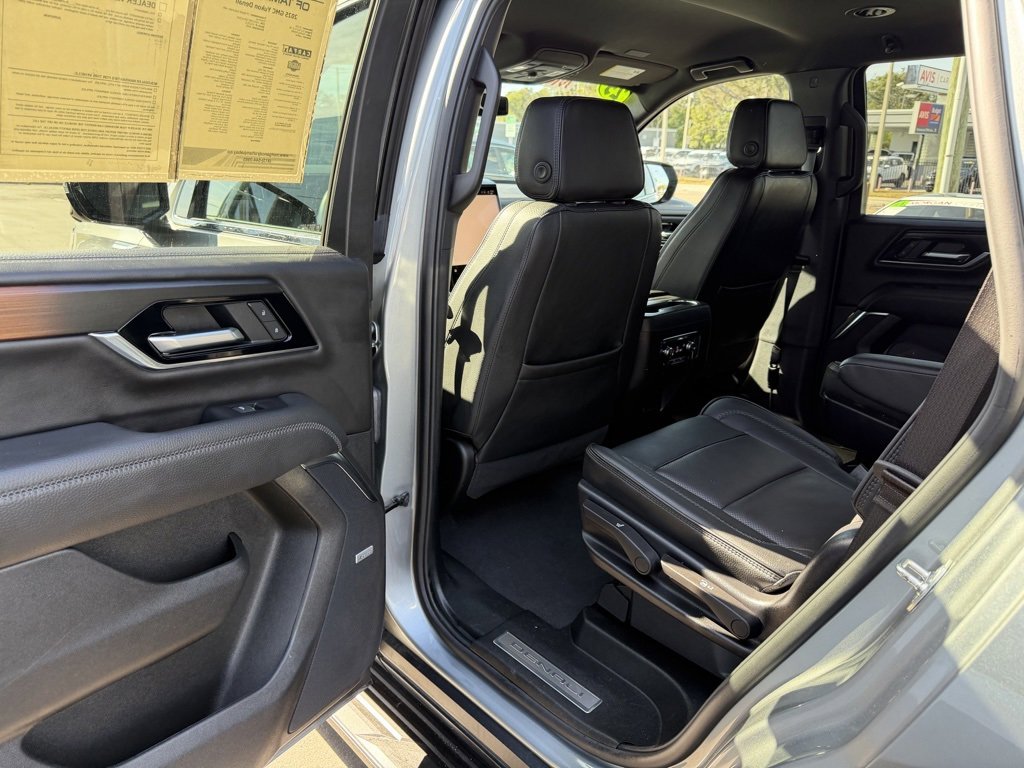 Used 2025 GMC Yukon Denali image 28