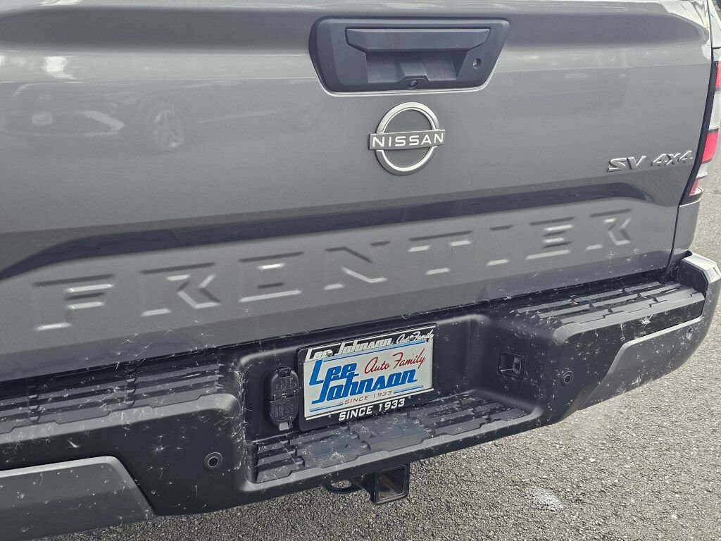 Used 2022 Nissan Frontier SV AWD/4WD image 24