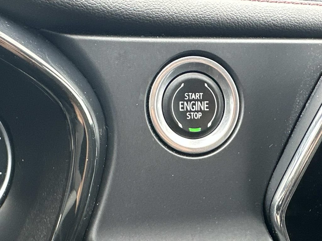 Used 2022 Chevrolet Blazer RS FWD image 24