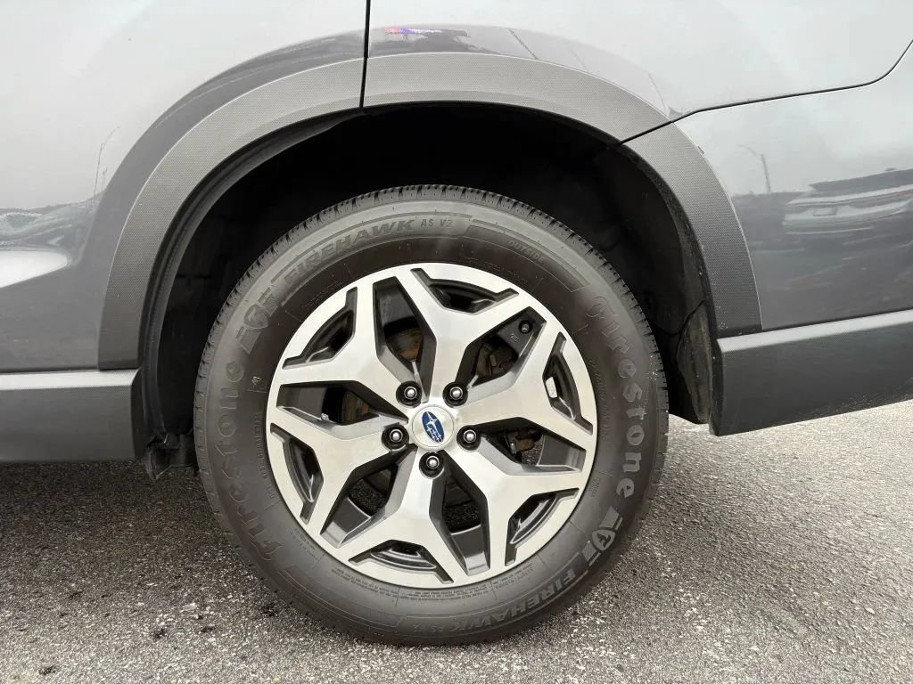 Used 2022 Subaru Forester Premium AWD/4WD image 29
