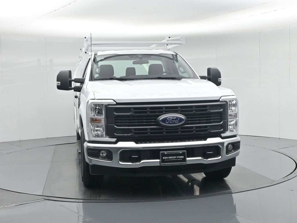 New 2026 Ford F350 XL w/ XL Chrome Package image 61