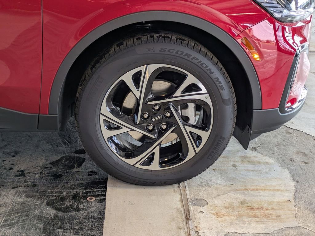 New 2026 Lincoln Nautilus Premier w/ Jet Appearance Package AWD/4WD image 23