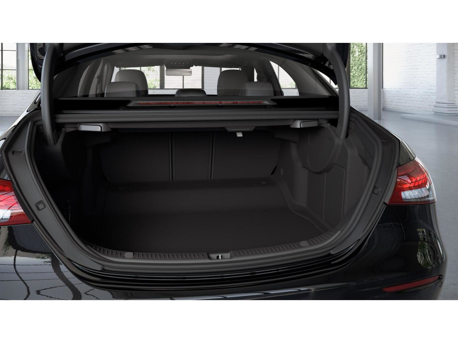 Certified 2022 Mercedes-Benz E 350 4MATIC Sedan image 7