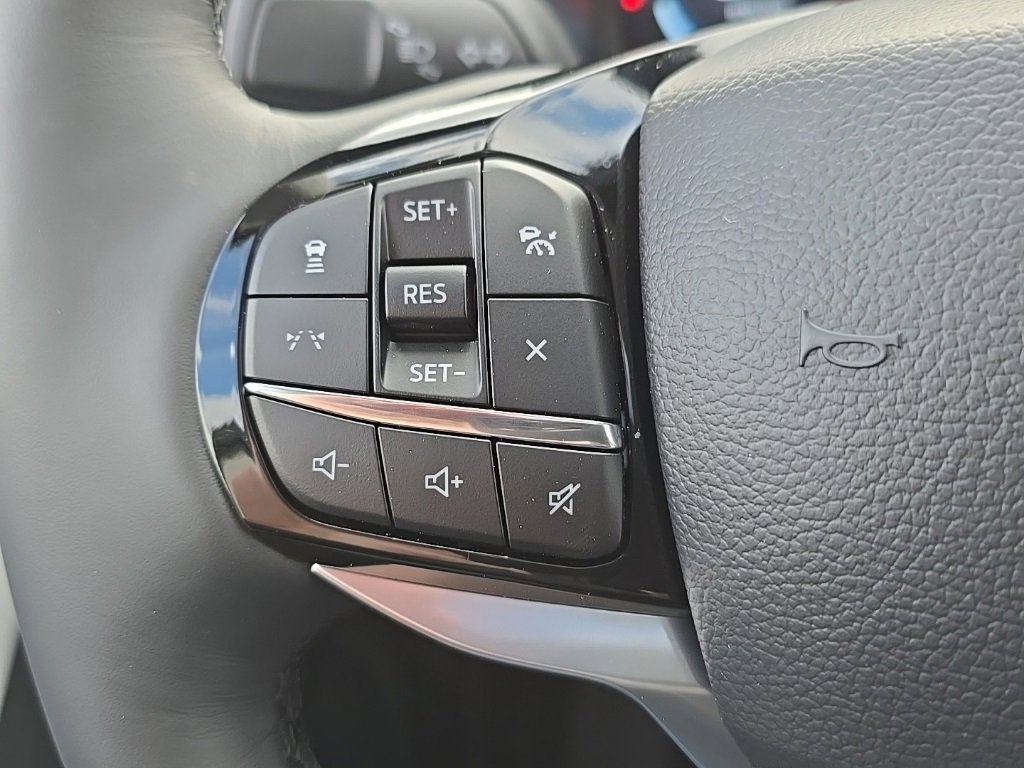 New 2026 Ford Explorer Platinum image 22