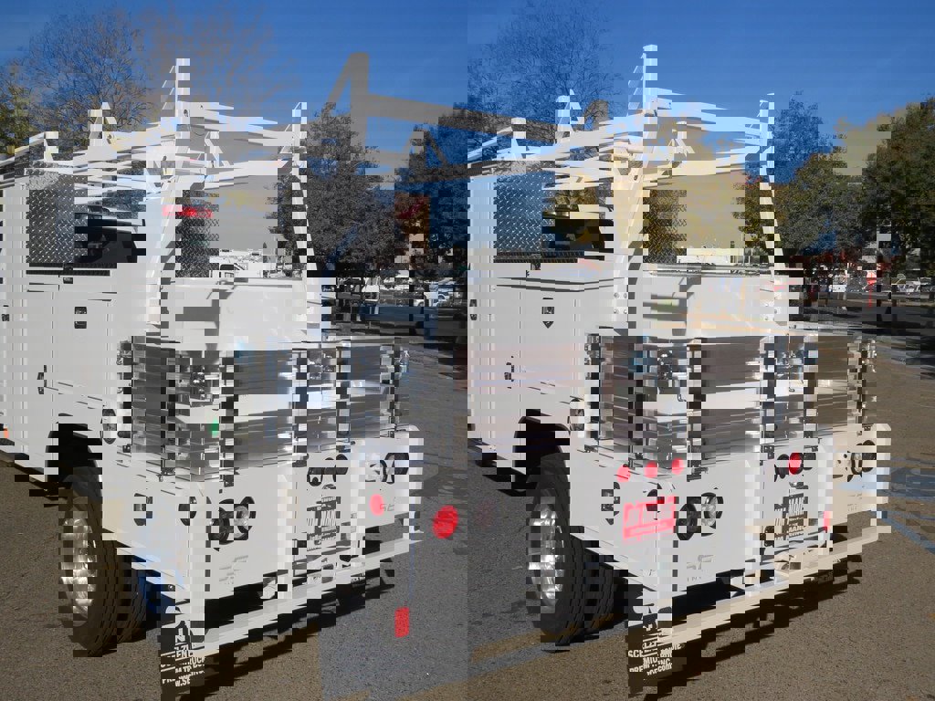 New 2023 RAM 4500 Tradesman w/ Chrome Appearance Group image 17