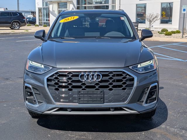 Used 2021 Audi Q5 e Premium Plus w/ Premium Plus Package image 2