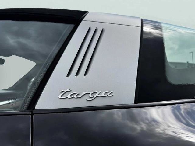 Used 2019 Porsche 911 Targa 4 AWD/4WD image 15